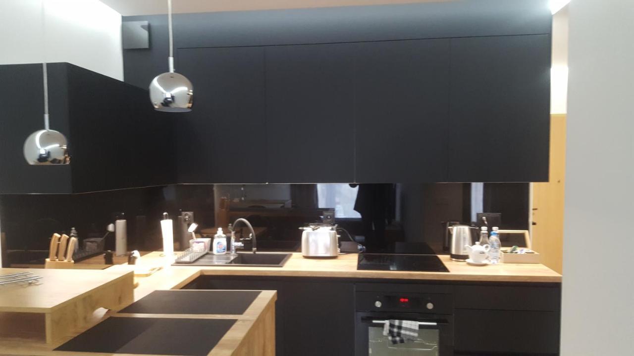 Apartament Skarbowa 2 & Parking レシュノ エクステリア 写真
